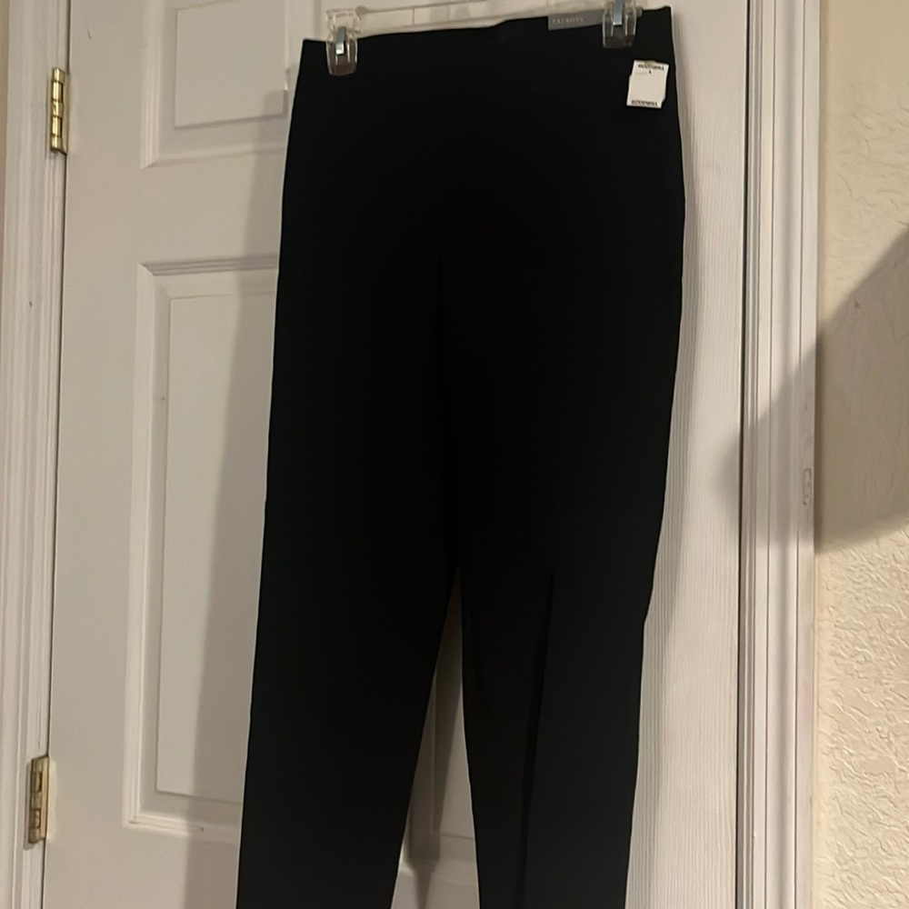 Black skinny ankle pants